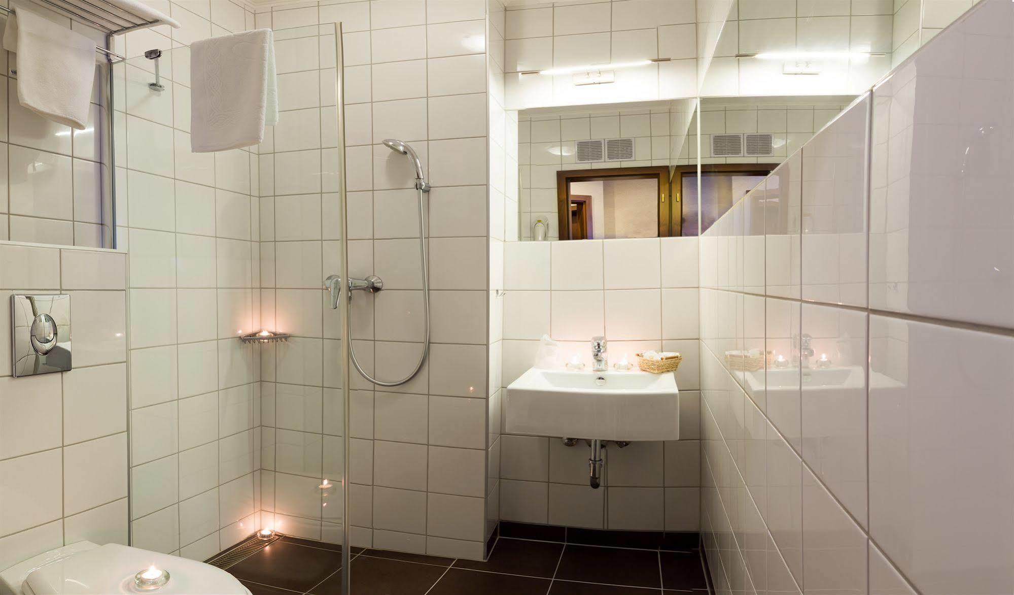 Nyíregyháza Hotel Central מראה חיצוני תמונה