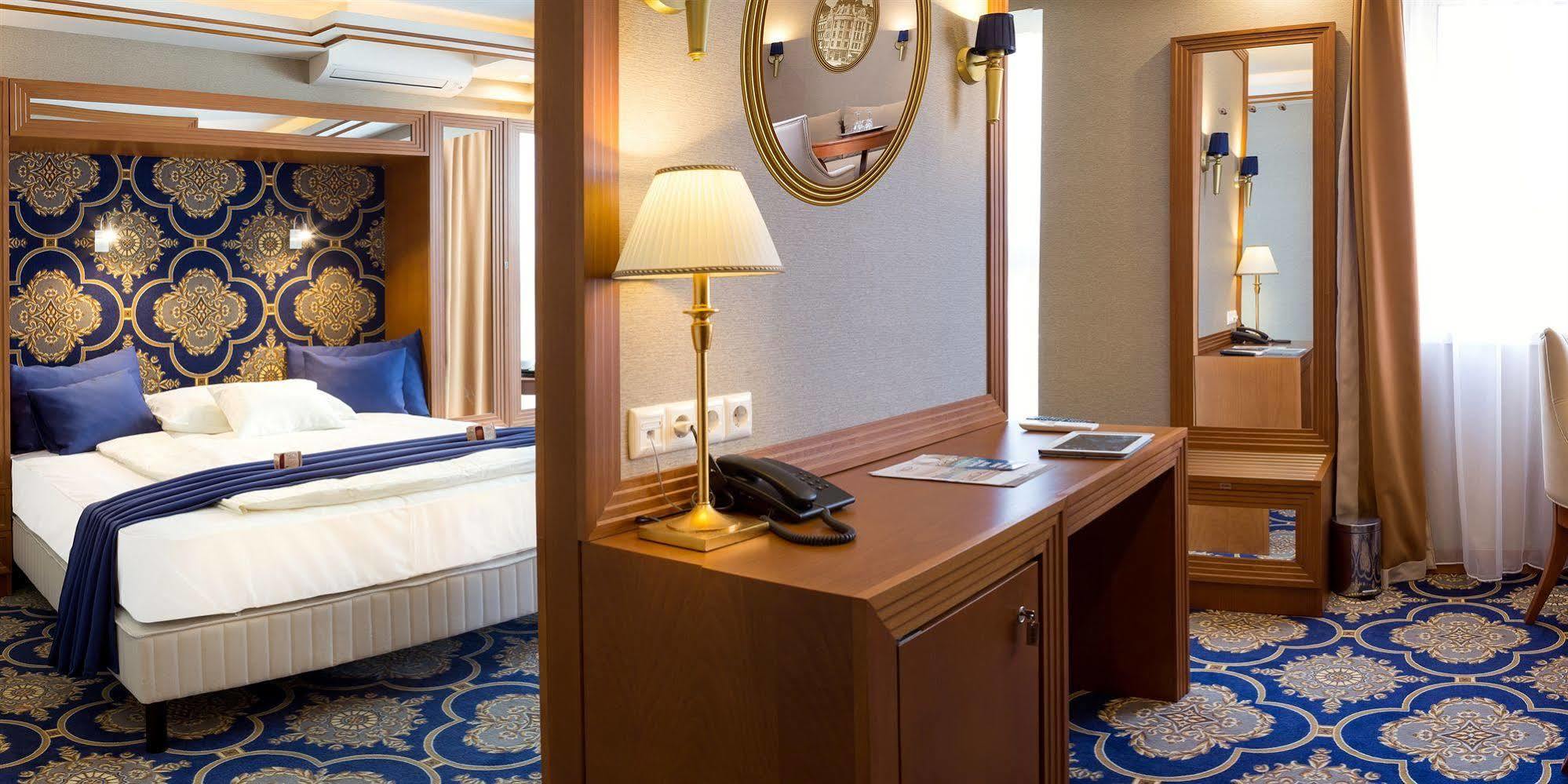 Nyíregyháza Hotel Central מראה חיצוני תמונה